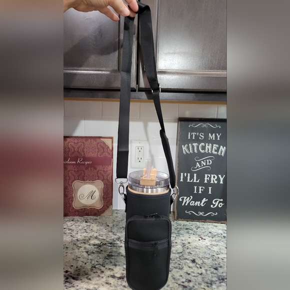 Hot pink tumbler sleeve - Picture 2 of 2